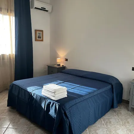 Sarcapos בית אירוח