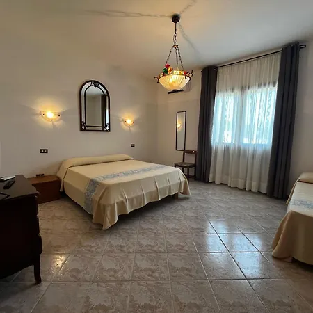 Sarcapos בית אירוח